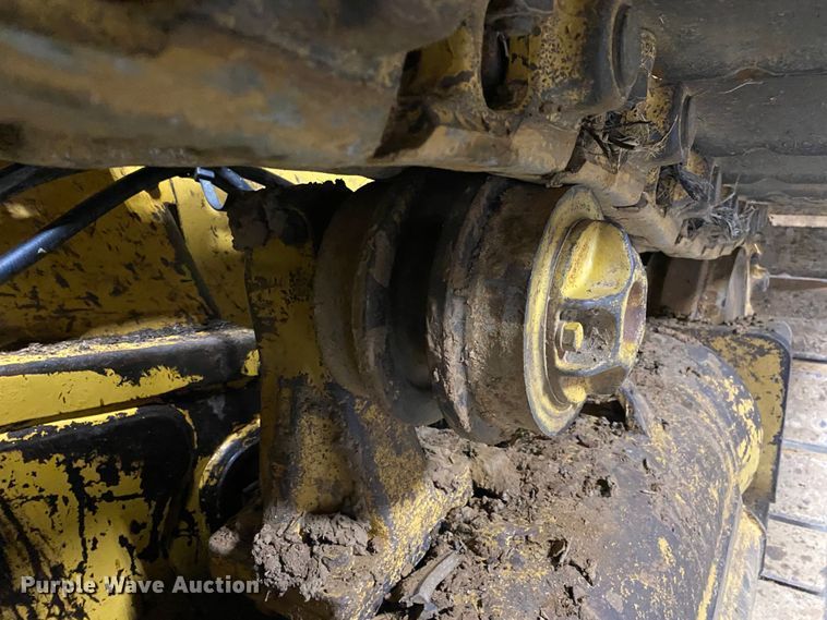 image for item DL7017 2004 Caterpillar D5NXL  dozer