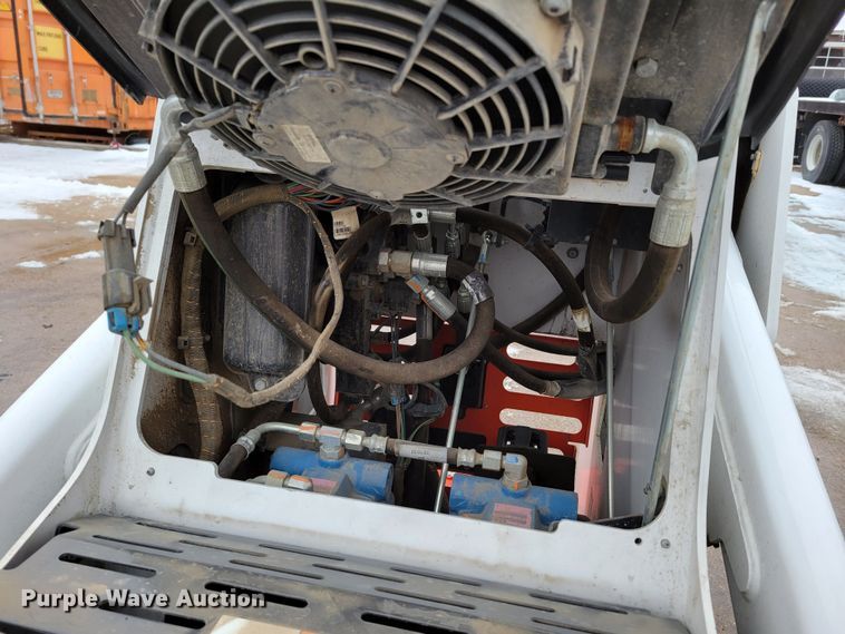 image for item DM8182 2021 Bobcat MT100  compact utility loader