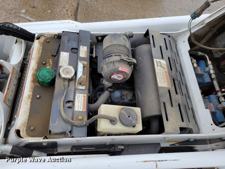 image for item DM8182 2021 Bobcat MT100  compact utility loader