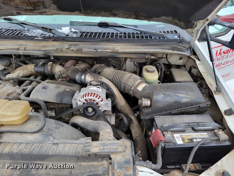 image for item DM8183 1999 Ford F550 Super Duty  flatbed truck