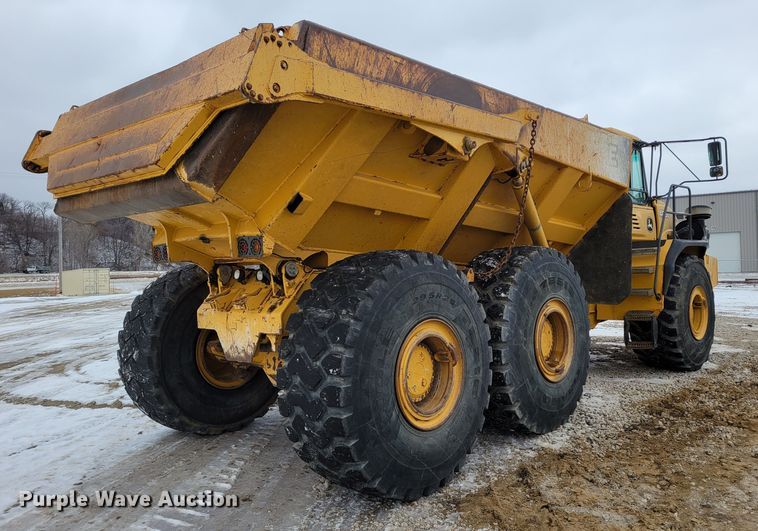 image for item DM8189 2011 John Deere 400D  haul truck