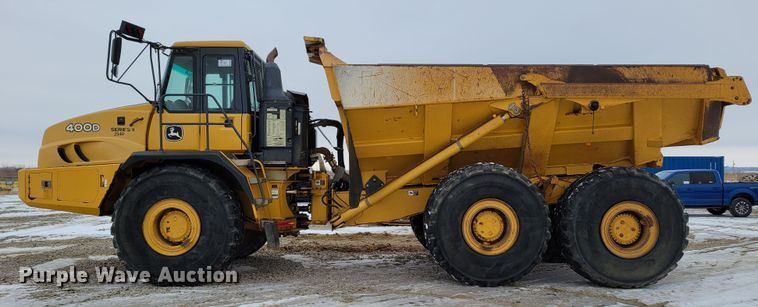 image for item DM8189 2011 John Deere 400D  haul truck