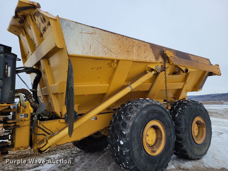 image for item DM8189 2011 John Deere 400D  haul truck