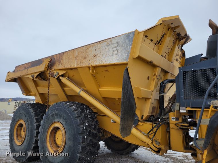 image for item DM8189 2011 John Deere 400D  haul truck