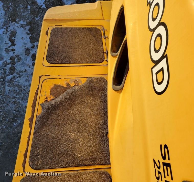 image for item DM8189 2011 John Deere 400D  haul truck