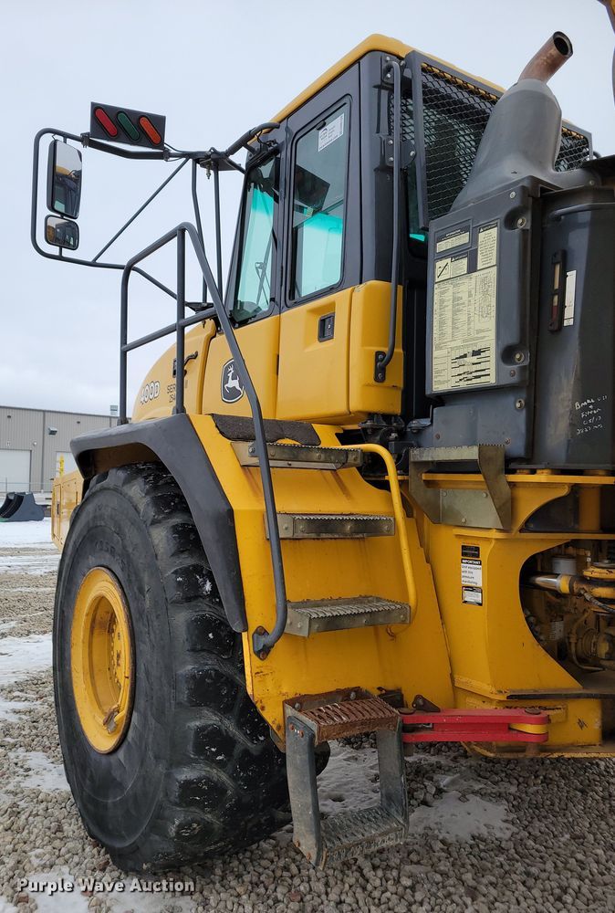 image for item DM8189 2011 John Deere 400D  haul truck