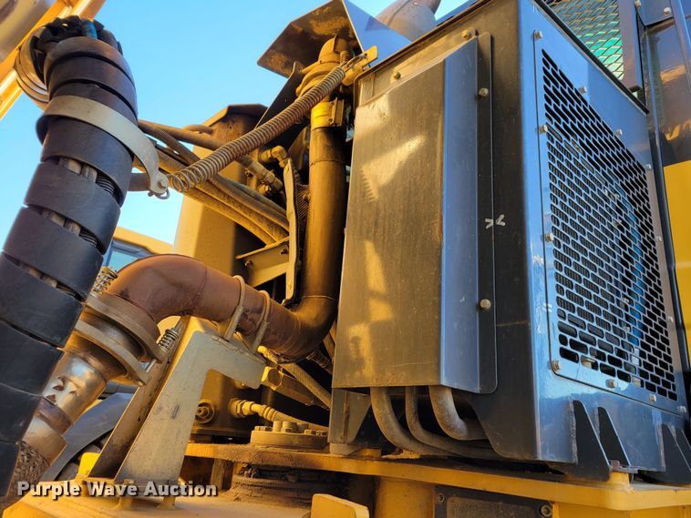 image for item DM8189 2011 John Deere 400D  haul truck