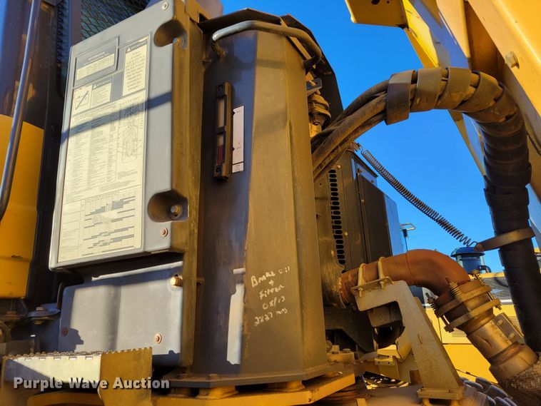 image for item DM8189 2011 John Deere 400D  haul truck