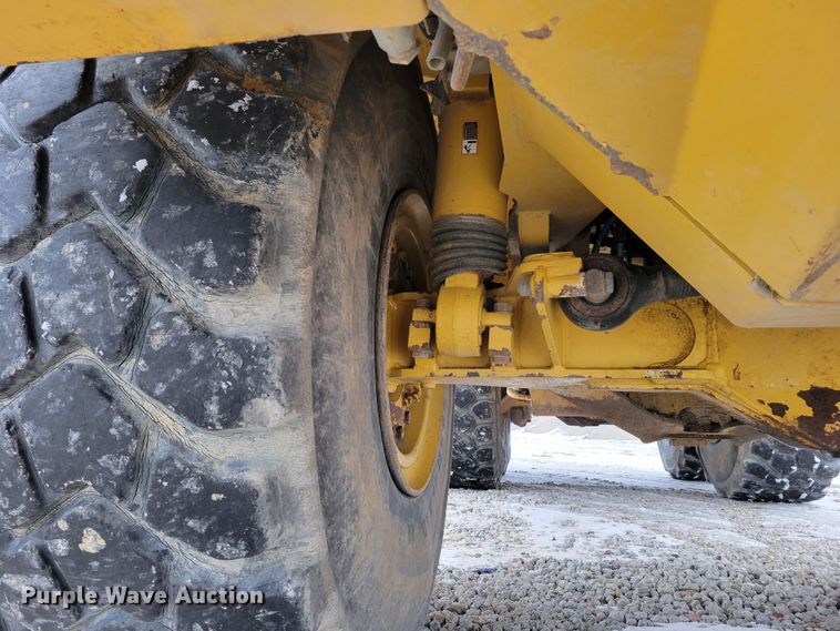 image for item DM8189 2011 John Deere 400D  haul truck