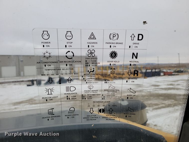 image for item DM8189 2011 John Deere 400D  haul truck