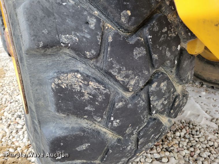 image for item DM8189 2011 John Deere 400D  haul truck