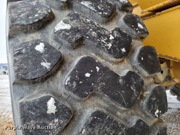 image for item DM8189 2011 John Deere 400D  haul truck