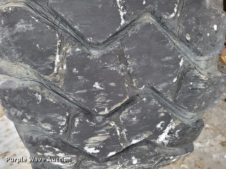 image for item DM8189 2011 John Deere 400D  haul truck