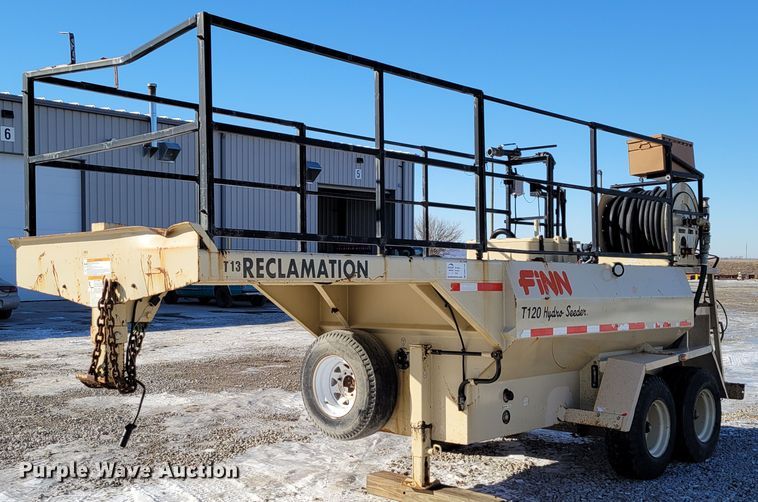 image for item DM8190 2007 Finn T120-GN-II  hydroseeder