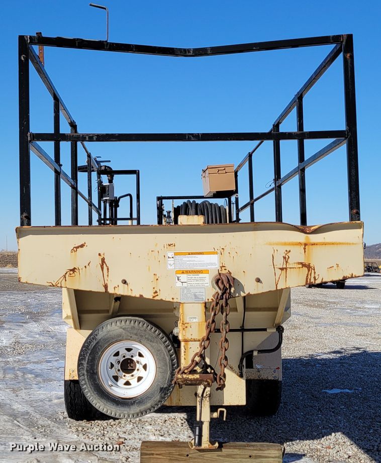 image for item DM8190 2007 Finn T120-GN-II  hydroseeder