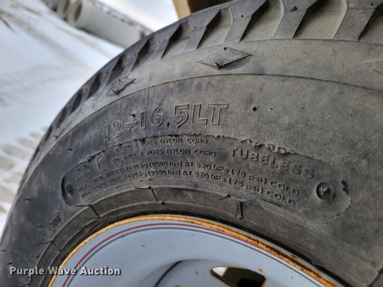 image for item DM8190 2007 Finn T120-GN-II  hydroseeder