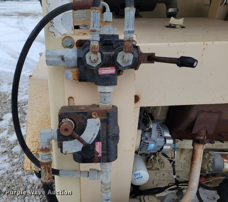 image for item DM8190 2007 Finn T120-GN-II  hydroseeder