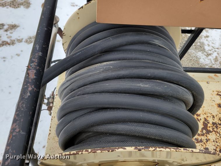 image for item DM8190 2007 Finn T120-GN-II  hydroseeder