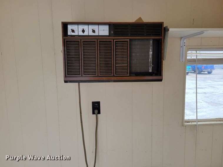 image for item DM8191 1989 Jobsite Trailer Corp.  jobsite trailer