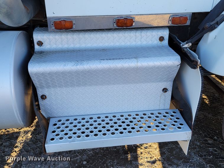 image for item DM8209 1987 Kenworth T800  dump truck