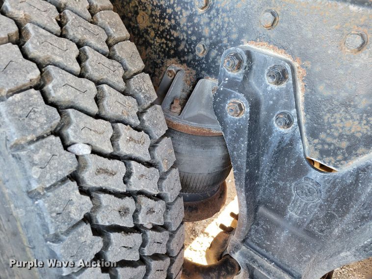 image for item DM8209 1987 Kenworth T800  dump truck