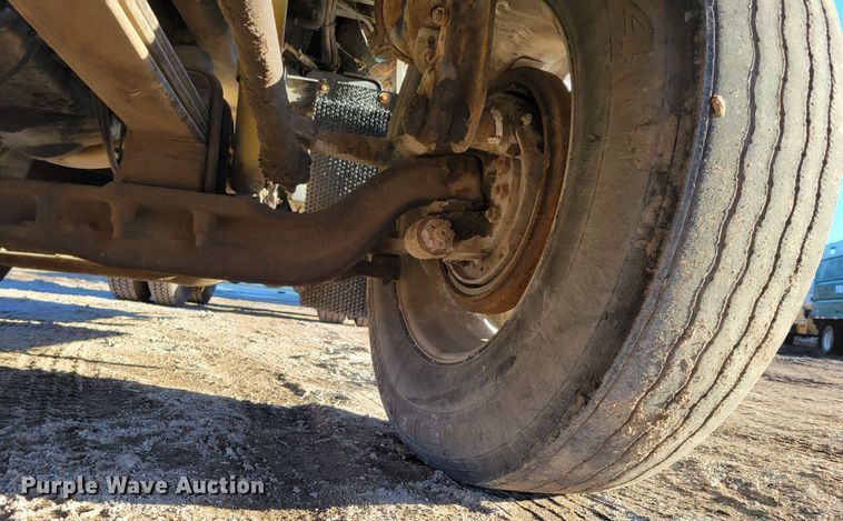 image for item DM8209 1987 Kenworth T800  dump truck