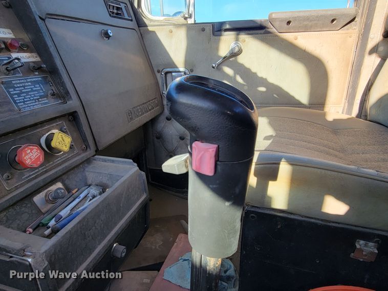 image for item DM8209 1987 Kenworth T800  dump truck