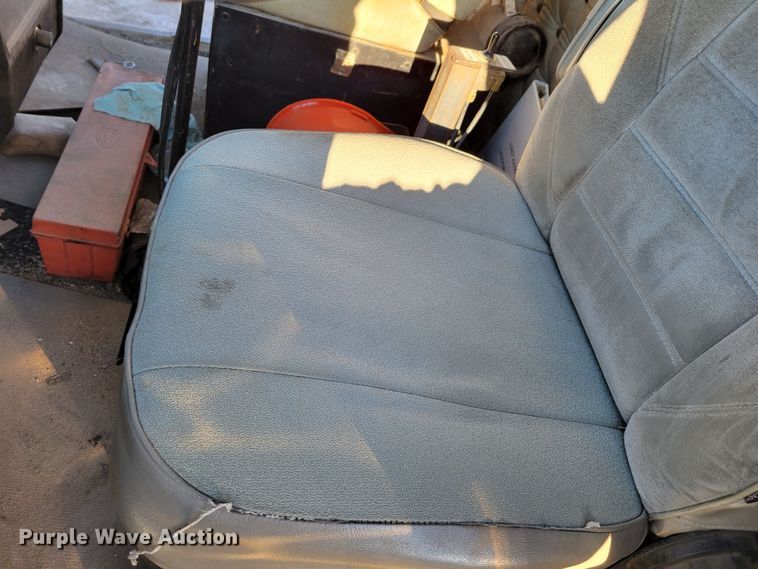 image for item DM8209 1987 Kenworth T800  dump truck