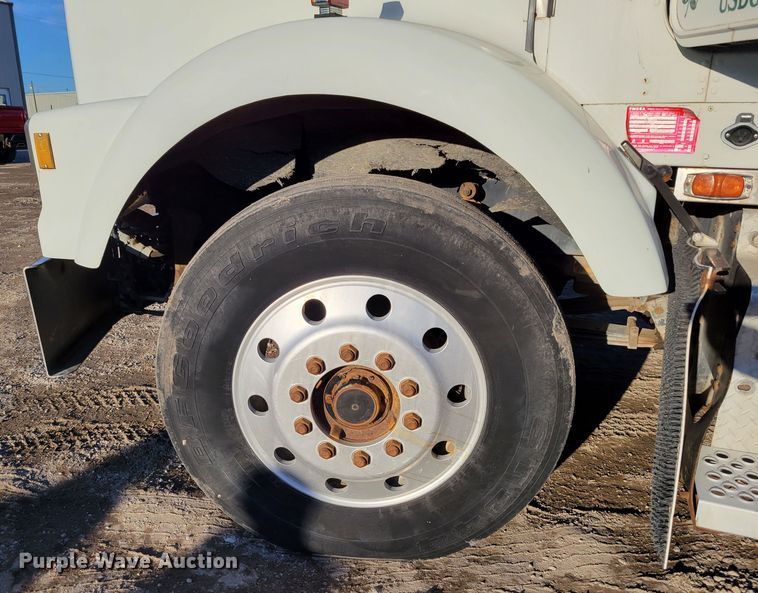 image for item DM8209 1987 Kenworth T800  dump truck