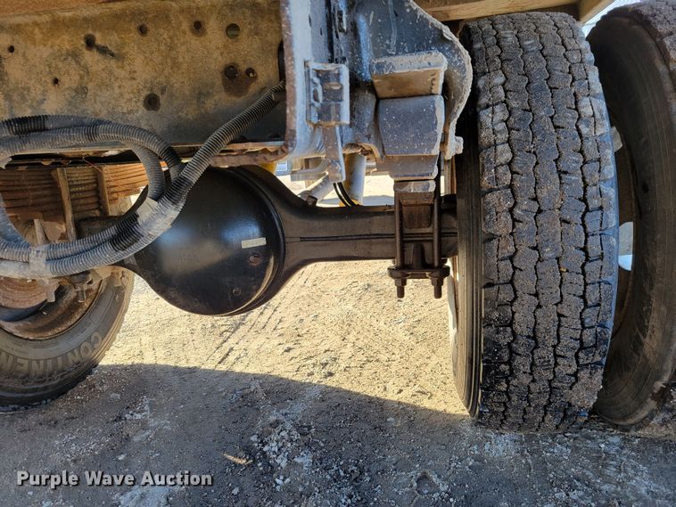 image for item DM8210 1999 GMC C6500  dump truck