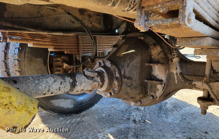 image for item DM8210 1999 GMC C6500  dump truck