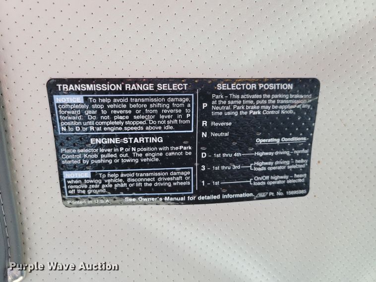 image for item DM8210 1999 GMC C6500  dump truck