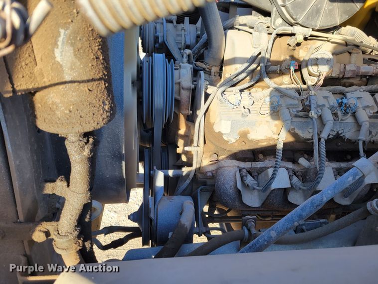 image for item DM8210 1999 GMC C6500  dump truck