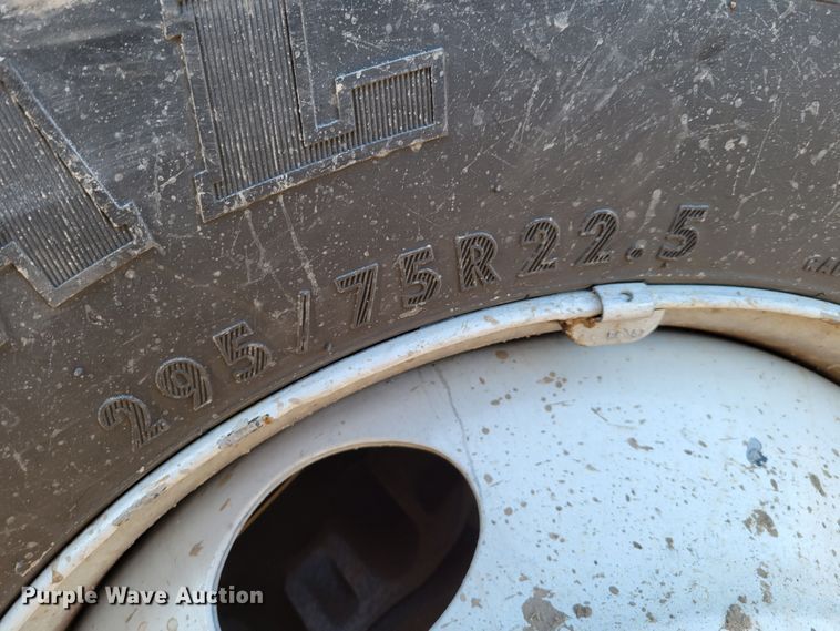 image for item DM8210 1999 GMC C6500  dump truck