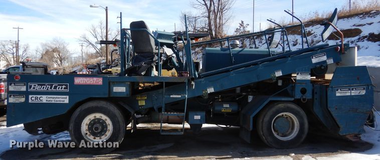 image for item DN6272 1996 Bear Cat 2002  chip spreader