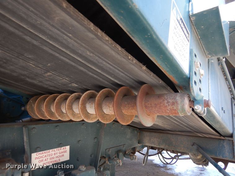 image for item DN6272 1996 Bear Cat 2002  chip spreader