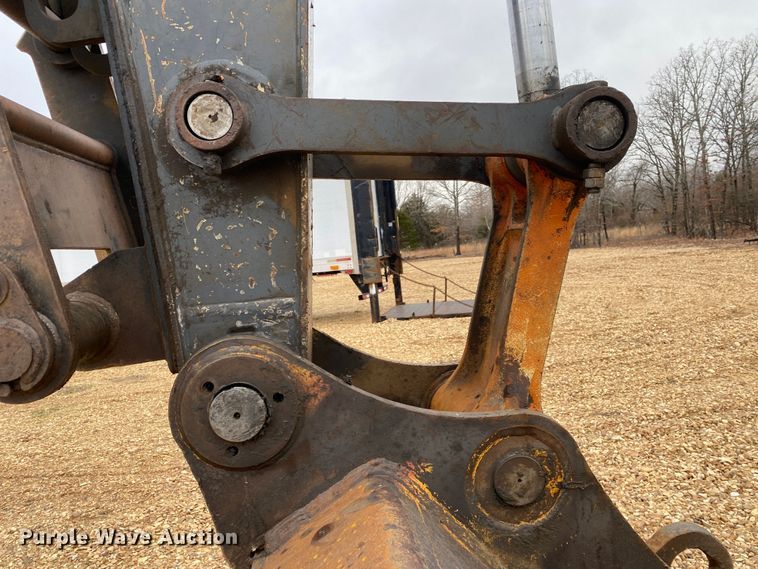 image for item DN8152 2007 John Deere 200D LC  excavator