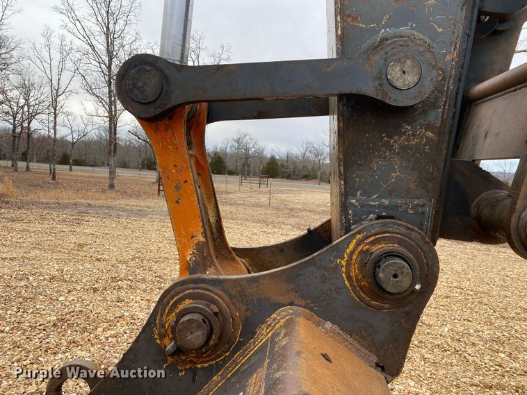 image for item DN8152 2007 John Deere 200D LC  excavator