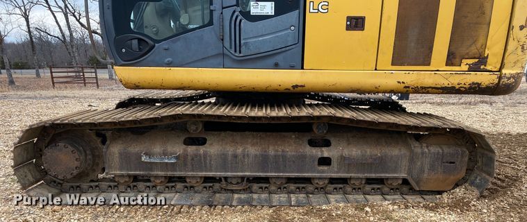 image for item DN8152 2007 John Deere 200D LC  excavator