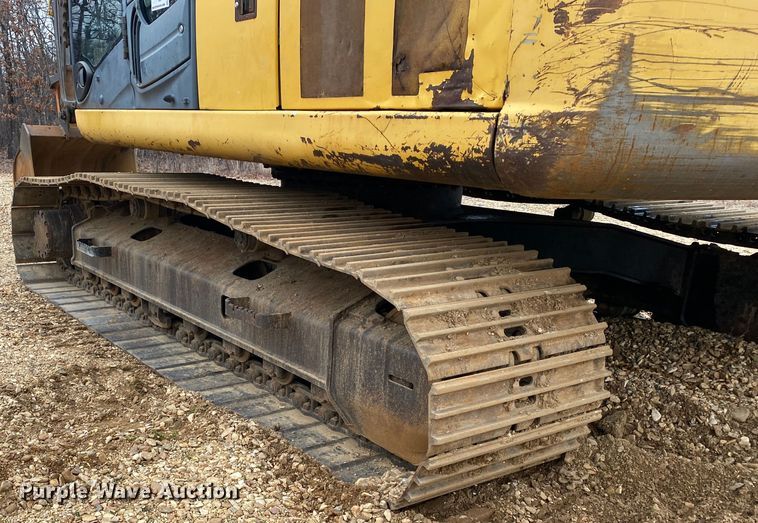 image for item DN8152 2007 John Deere 200D LC  excavator