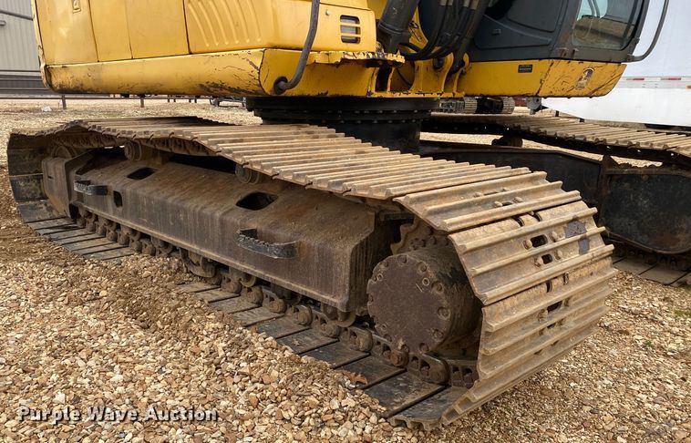 image for item DN8152 2007 John Deere 200D LC  excavator