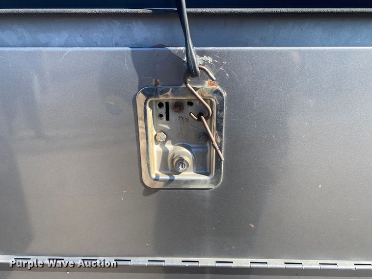 image for item DN8153 2009 Chevrolet Silverado 3500HD  utility bed pickup truck