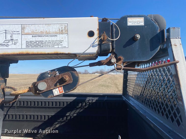 image for item DN8153 2009 Chevrolet Silverado 3500HD  utility bed pickup truck