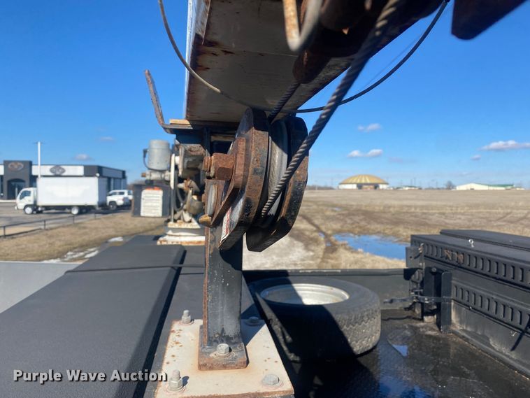 image for item DN8153 2009 Chevrolet Silverado 3500HD  utility bed pickup truck