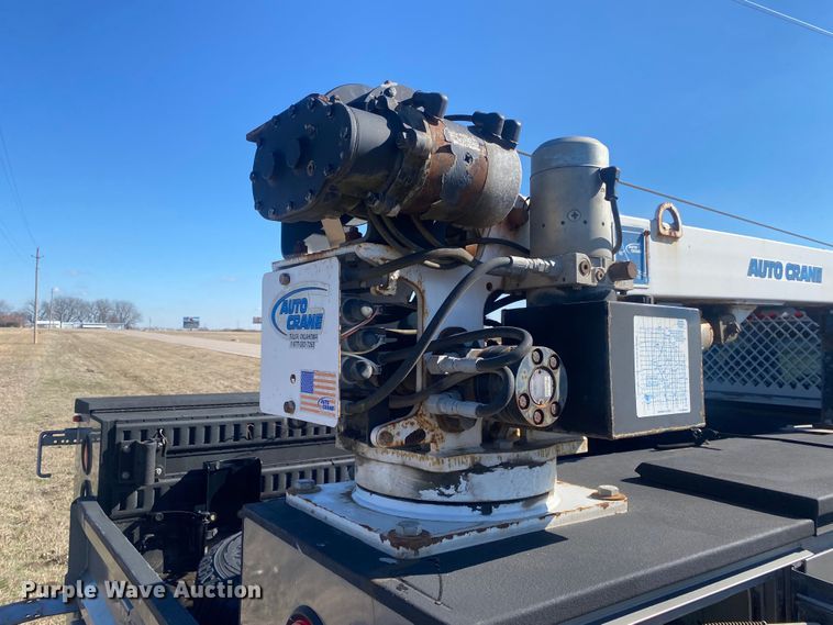 image for item DN8153 2009 Chevrolet Silverado 3500HD  utility bed pickup truck