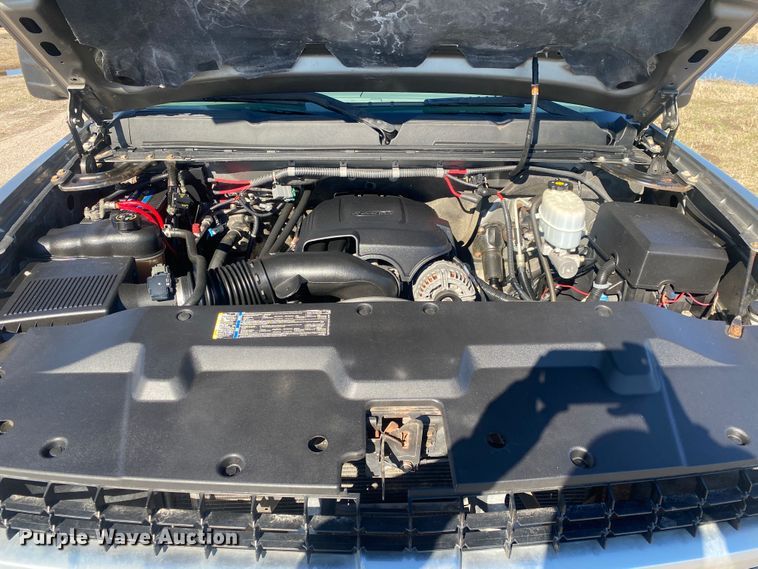 image for item DN8153 2009 Chevrolet Silverado 3500HD  utility bed pickup truck