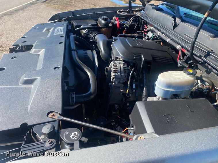 image for item DN8153 2009 Chevrolet Silverado 3500HD  utility bed pickup truck