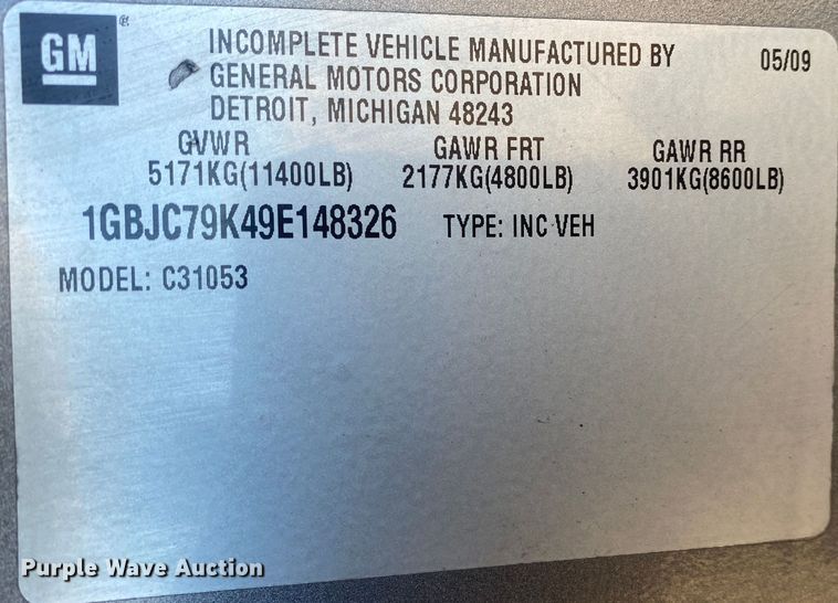 image for item DN8153 2009 Chevrolet Silverado 3500HD  utility bed pickup truck