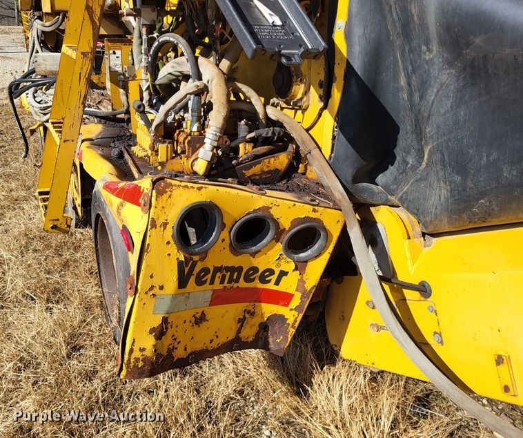 image for item DO3461 Vermeer HG525  horizontal grinder