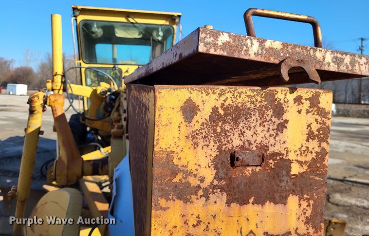 image for item DO3538 1985 Caterpillar 12G  motor grader